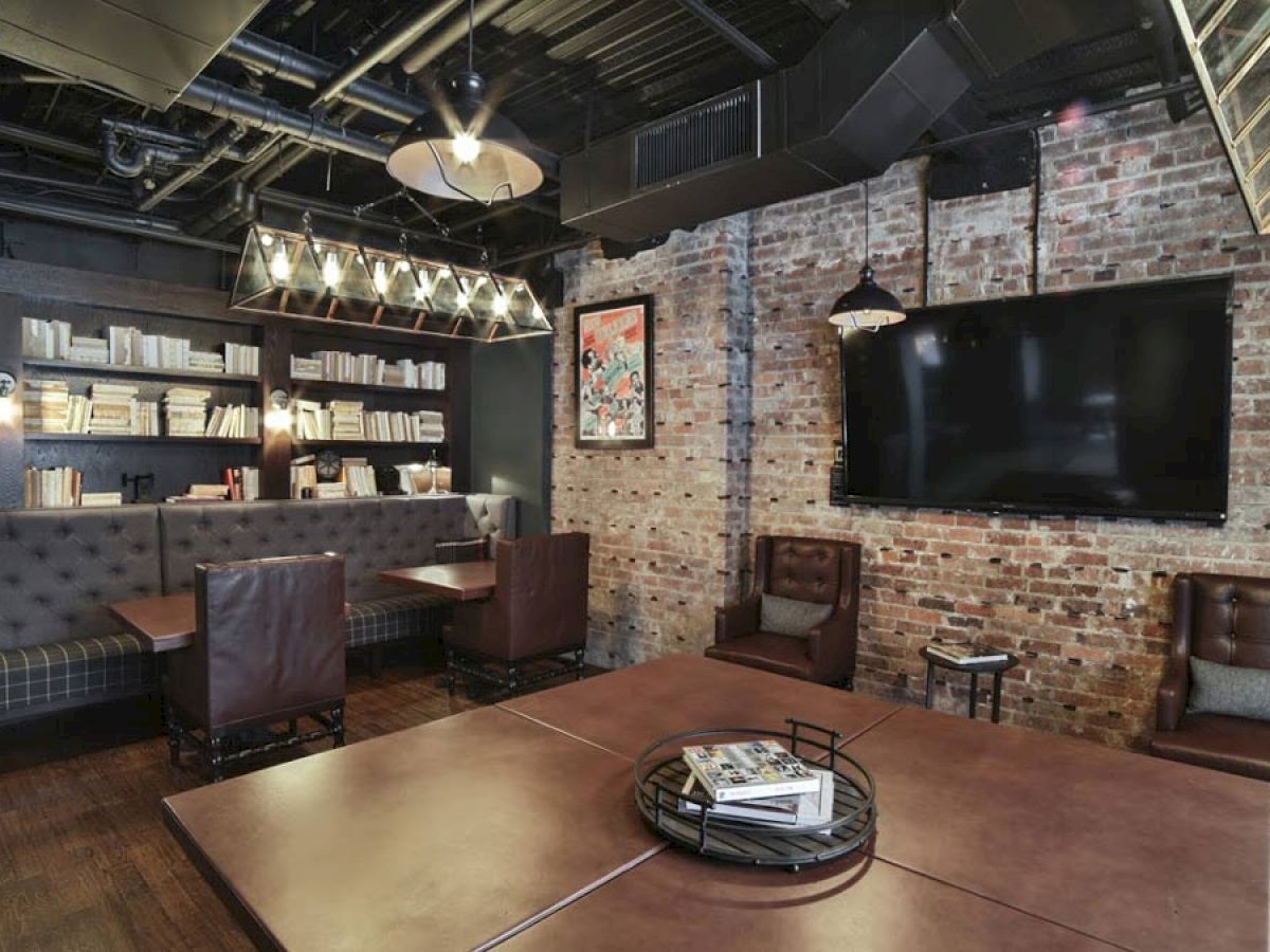 Q&C HotelBar New Orleans, Autograph Collection®